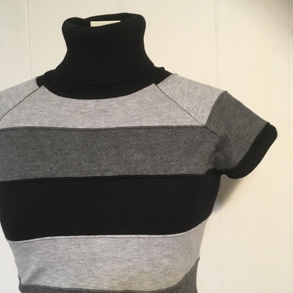 NWOT Xhilaration short sleeve turtleneck sweater - Picture 2 of 8